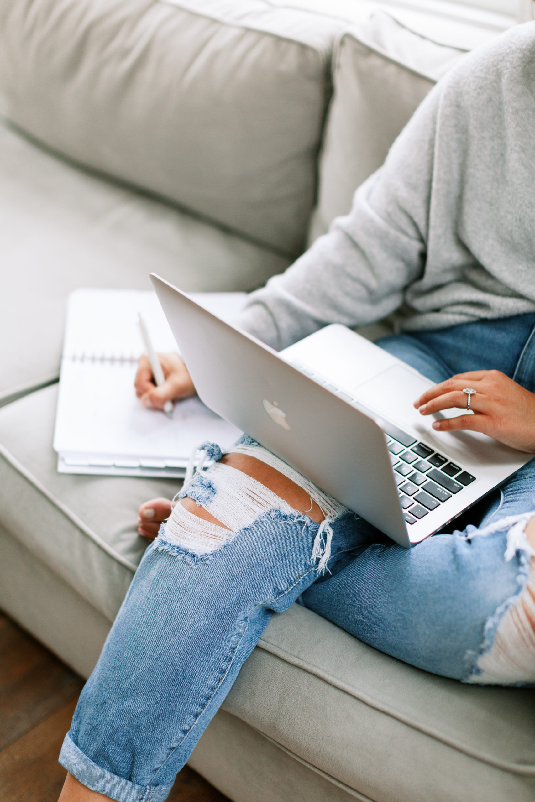 The 2 Core Systems For Facebook Group Growth - Chelsi Jo